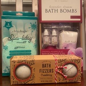 Bath and Body Gift Bundle